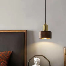 Carica l'immagine nel visualizzatore di Gallery, Vintage Brass Walnut Solid Wood Copper Lamps