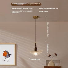 Carica l'immagine nel visualizzatore di Gallery, Lampada a Sospensione in Vetro Intagliato – Design Giapponese Retrò