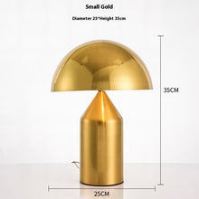 Carica l'immagine nel visualizzatore di Gallery, Lampada da Tavolo Atollo Style – Finitura Oro Satinato, Design Scultoreo