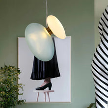 Carica l'immagine nel visualizzatore di Gallery, Lampadario Design Nordico Multicolore in Vetro Soffiato – LED Decorativo per Living, Ristoranti o Reception