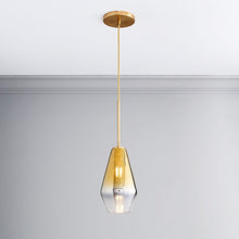 Carica l'immagine nel visualizzatore di Gallery, Nordic Modern Minimalist Cafe Bar Light Luxury Glass Single Head Small Chandelier
