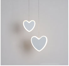 Carica l'immagine nel visualizzatore di Gallery, Lampadario Creativo a Sospensione – Cuore, Fiore o Farfalla