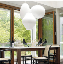 Carica l'immagine nel visualizzatore di Gallery, Simple And Creative Round Ball Single Head Chandelier