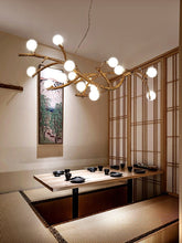 Carica l'immagine nel visualizzatore di Gallery, Lampadario “Ramo Zen” – Illuminazione Scultorea in Stile Wabi-Sabi