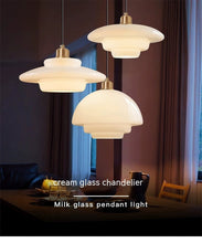 Carica l'immagine nel visualizzatore di Gallery, Lampadario in Vetro Opalino – Design Nordic Cream