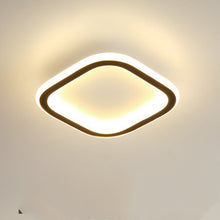 Carica l'immagine nel visualizzatore di Gallery, Plafoniera LED Moderna – Minimalismo Circolare per Corridoi ed Ingressi