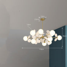 Carica l'immagine nel visualizzatore di Gallery, Lampadario Moderno a Sfere con Dettagli Decorativi – Stile Nordico da 130 cm