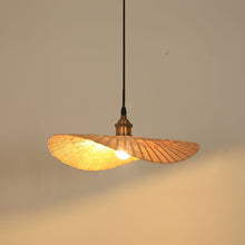 Carica l'immagine nel visualizzatore di Gallery, Creative Personality Chandelier Modeling Lamp Shaped