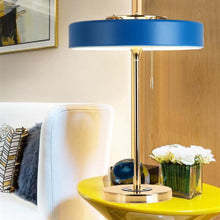 Carica l'immagine nel visualizzatore di Gallery, Bedside Lamp Light Luxury Minimalist Modern Table Lamp