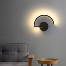 Carica l'immagine nel visualizzatore di Gallery, Reading wall light