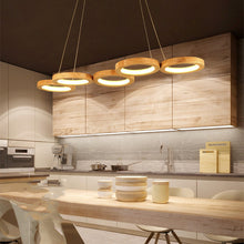 Carica l'immagine nel visualizzatore di Gallery, Lampadario LED in Legno Naturale – Design Circolare per Sala da Pranzo