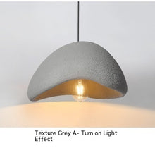 Carica l'immagine nel visualizzatore di Gallery, Lampadario Wabi Sabi – Riproduzione Artigianale in Materiali Organici