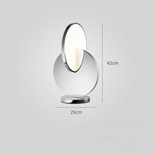 Carica l'immagine nel visualizzatore di Gallery, Lampadario Eclipse a Tre Luci – Ispirato al Design di Lee Broom