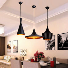 Carica l'immagine nel visualizzatore di Gallery, Simple and creative musical instrument chandelier three heads
