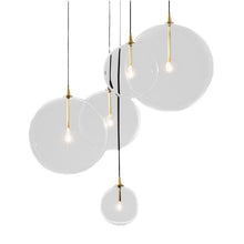 Carica l'immagine nel visualizzatore di Gallery, Lampadario Sferico in Vetro Trasparente – Design Moderno