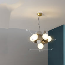 Carica l'immagine nel visualizzatore di Gallery, Lampadario Moderno a Sfere con Dettagli Decorativi – Stile Nordico da 130 cm