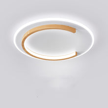 Carica l'immagine nel visualizzatore di Gallery, Plafoniera Nordica in Legno – Design Geometrico per la Camera da Letto