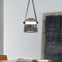 Carica l'immagine nel visualizzatore di Gallery, Lampadario in Vetro e Pelle – Design Moderno Light Luxury
