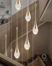 Carica l'immagine nel visualizzatore di Gallery, Lampadario a Goccia in Cristallo – Design Minimal a 8 Luci