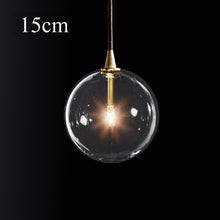 Carica l'immagine nel visualizzatore di Gallery, Lampadario Sferico in Vetro Trasparente – Design Moderno