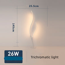Carica l'immagine nel visualizzatore di Gallery, Lampada da Terra a LED Design Twig – Linee Fluide in Alluminio Nero Opaco