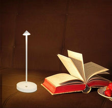 Carica l'immagine nel visualizzatore di Gallery, Retro Small Night Lamp Modern Simple Dining Table Living Room Bar Table Decoration Table Lamp