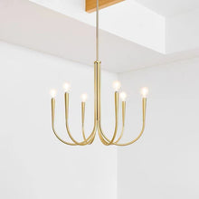 Carica l'immagine nel visualizzatore di Gallery, Lampadario Oro a 9 Bracci | Stile Nordic French | Regolabile e Scultoreo
