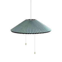 Carica l'immagine nel visualizzatore di Gallery, Lampadario Retrattile Moderno – Paralume Plissettato Design Contemporaneo
