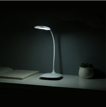 Carica l'immagine nel visualizzatore di Gallery, LED simple charging desk lamp

