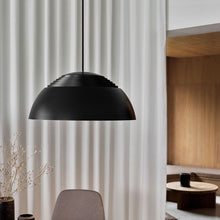Carica l'immagine nel visualizzatore di Gallery, Modern Minimalist Nordic Designer Creative Bar Clothing Store
