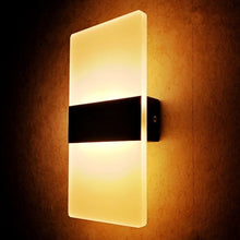 Carica l'immagine nel visualizzatore di Gallery, Applique LED Moderna da Parete – Doppia Emissione con Dimmer, Design Minimal
