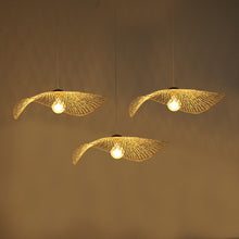 Carica l'immagine nel visualizzatore di Gallery, Japanese Style Bamboo Chandelier Creative Living Room Lamp
