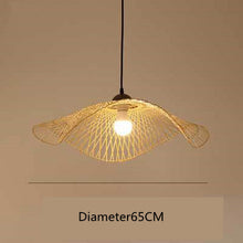 Carica l'immagine nel visualizzatore di Gallery, Japanese Style Bamboo Chandelier Creative Living Room Lamp
