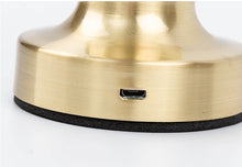 Carica l'immagine nel visualizzatore di Gallery, Lampada da Tavolo LED Ricaricabile – Bar Edition
