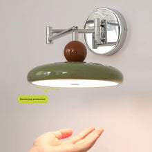 Carica l'immagine nel visualizzatore di Gallery, Antique Style Camera Arm Bedroom Bedside Lamp
