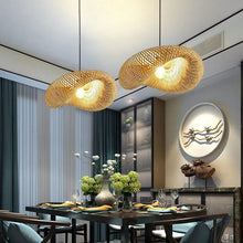 Carica l'immagine nel visualizzatore di Gallery, Bamboo Hanging Lamp Straw Hat-shaped Hanging Lamp
