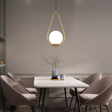 Carica l'immagine nel visualizzatore di Gallery, Bedside golden glass ball lamps
