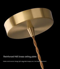 Carica l'immagine nel visualizzatore di Gallery, Lampadario in Vetro Opalino – Design Nordic Cream
