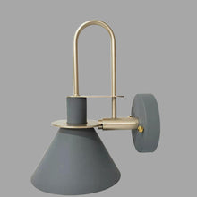 Carica l'immagine nel visualizzatore di Gallery, Macaron Horn Wall Light
