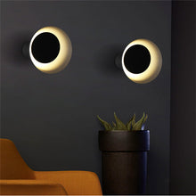 Carica l'immagine nel visualizzatore di Gallery, Colorful round Macaron eclipse wall lamp
