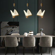 Carica l'immagine nel visualizzatore di Gallery, Light Luxury Modern Minimalist Creative Design Bar Butterfly Chandelier
