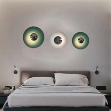 Carica l'immagine nel visualizzatore di Gallery, Modern Round UFO Color Wall Lamp Simple Bedroom
