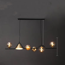 Carica l'immagine nel visualizzatore di Gallery, Lampadario Nordico a Sospensione con Sfere e Cono Dorato – 4/5/6 Luci
