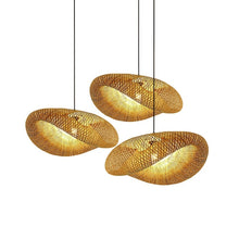 Carica l'immagine nel visualizzatore di Gallery, Bamboo Hanging Lamp Straw Hat-shaped Hanging Lamp
