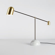 Carica l'immagine nel visualizzatore di Gallery, Simple Marble Metal Model Hotel Table Lamp
