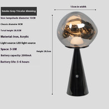 Carica l'immagine nel visualizzatore di Gallery, Volcanic Lava Mini Lamp – Ricaricabile da Tavolo in Stile Melt
