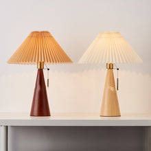 Carica l'immagine nel visualizzatore di Gallery, Modern Chinese Minimalist Household Solid Wood Small Table Lamp

