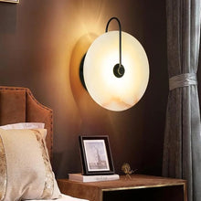 Carica l'immagine nel visualizzatore di Gallery, Applique LED in Marmo Naturale – Eleganza Sospesa

