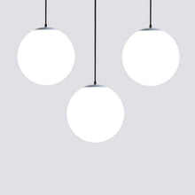Carica l'immagine nel visualizzatore di Gallery, Modern Simple Single-head Spherical Restaurant Bar Creative Personality Clothing Store Balcony Aisle Chandelier

