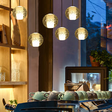 Carica l'immagine nel visualizzatore di Gallery, Lampadario di Cristallo a Sospensione "Diamond Bubble" – Design Regolabile per Scale e Foyer

